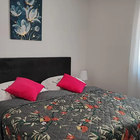 Happy Day 1,2,3 Apartament Pula