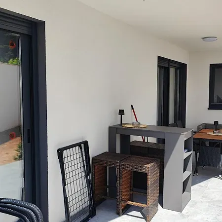 Apartament Happy Day 1,2,3 *