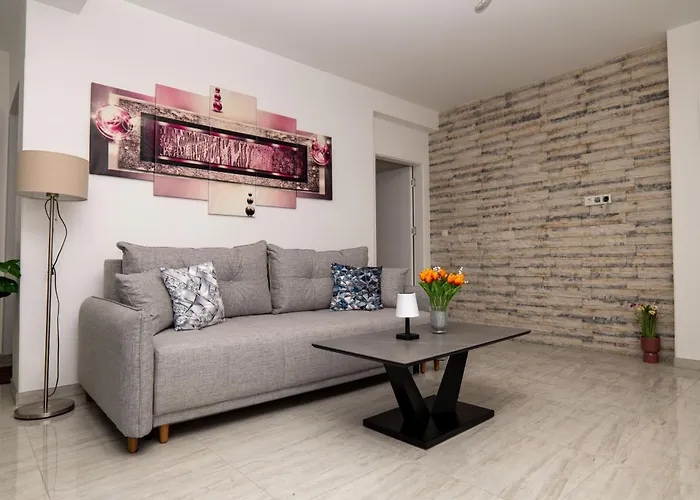 Happy Day 1,2,3 Lejlighed *