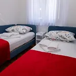 Appartement Happy Day 1,2,3,4 *