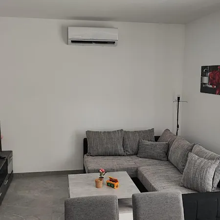 Happy Day 1,2,3,4 Apartment Pula