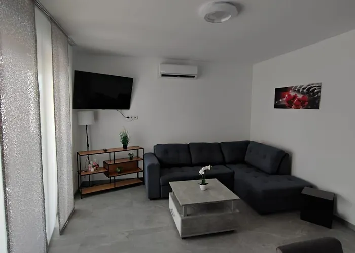 Happy Day 1,2,3 Apartment