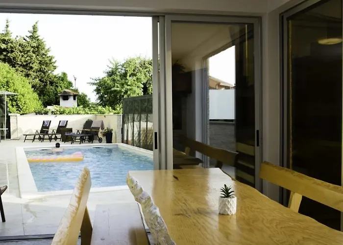 Happy Day 1,2,3 Apartament *