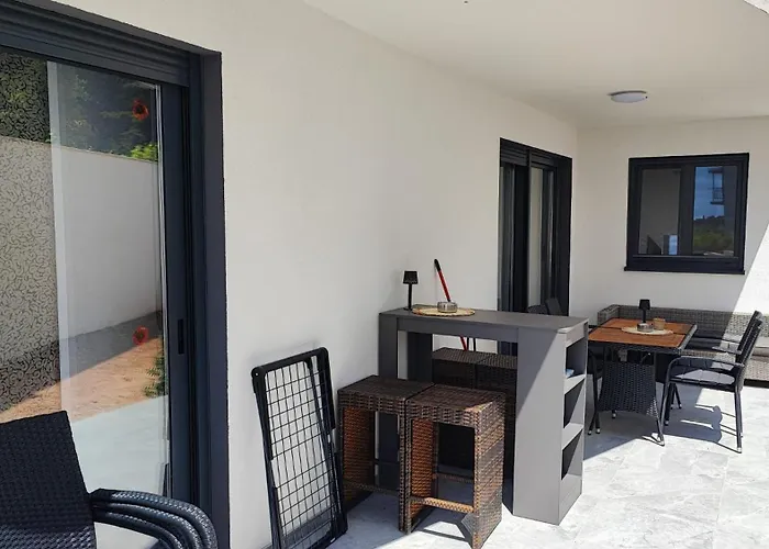 Apartament Happy Day 1,2,3 *